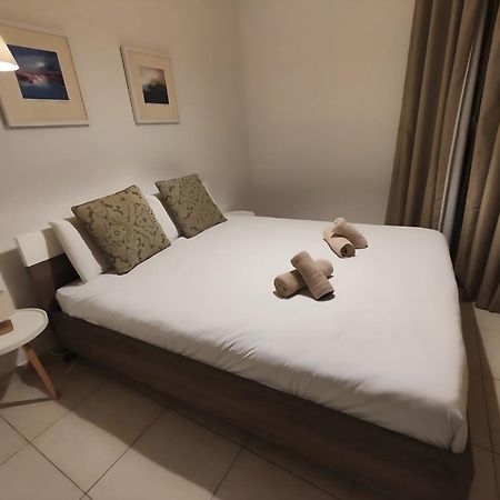 Seaside Oasis Your Own Private Getaway In St Julians Saint Julian's Ngoại thất bức ảnh